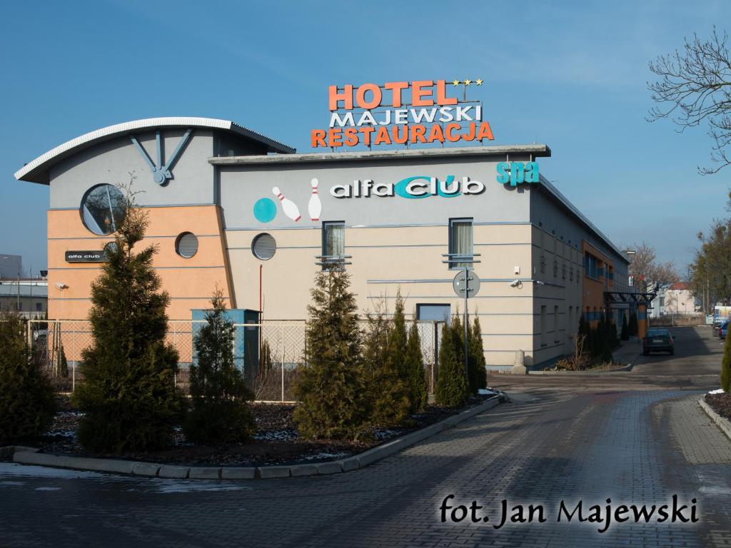 Majewski Hotel & SPA Malbork Exterior foto