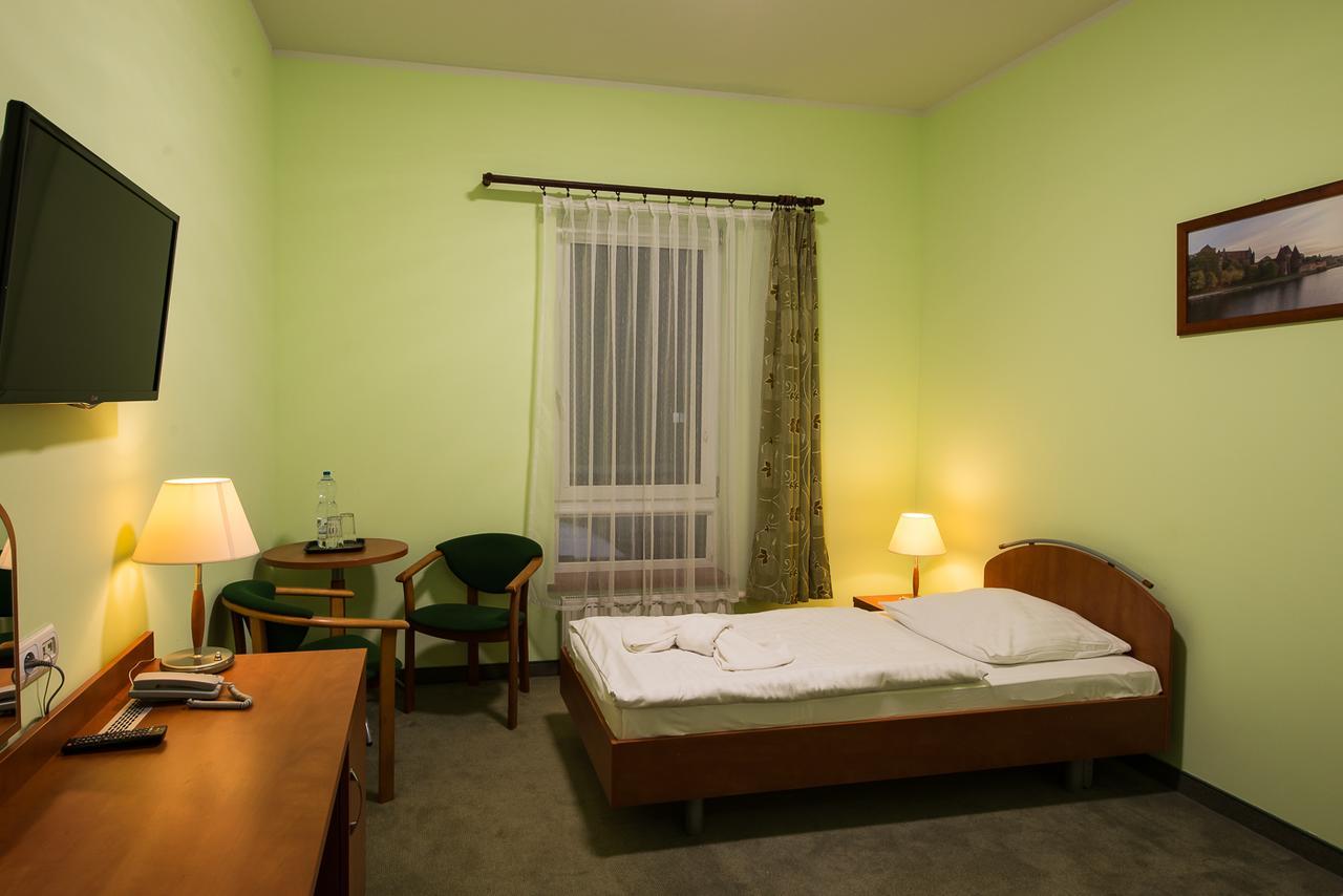 Majewski Hotel & SPA Malbork Exterior foto